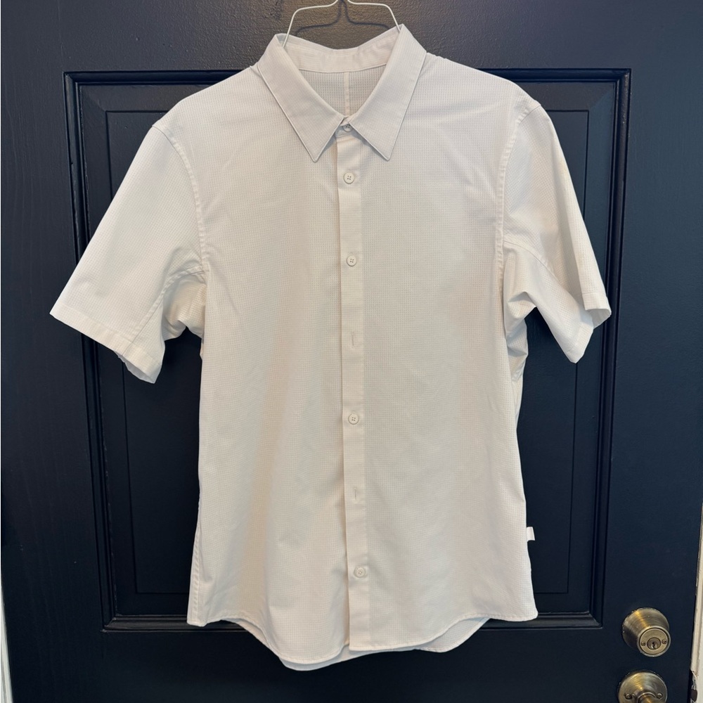 Lululemon Airing Easy Short-Sleeve Shirt